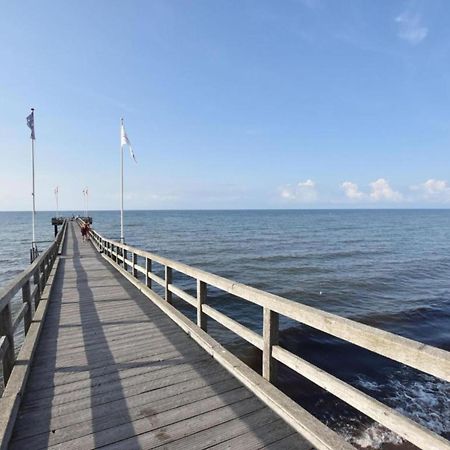 Charming Apartment With A Terrace Near The Sea Wiek auf Rügen Εξωτερικό φωτογραφία