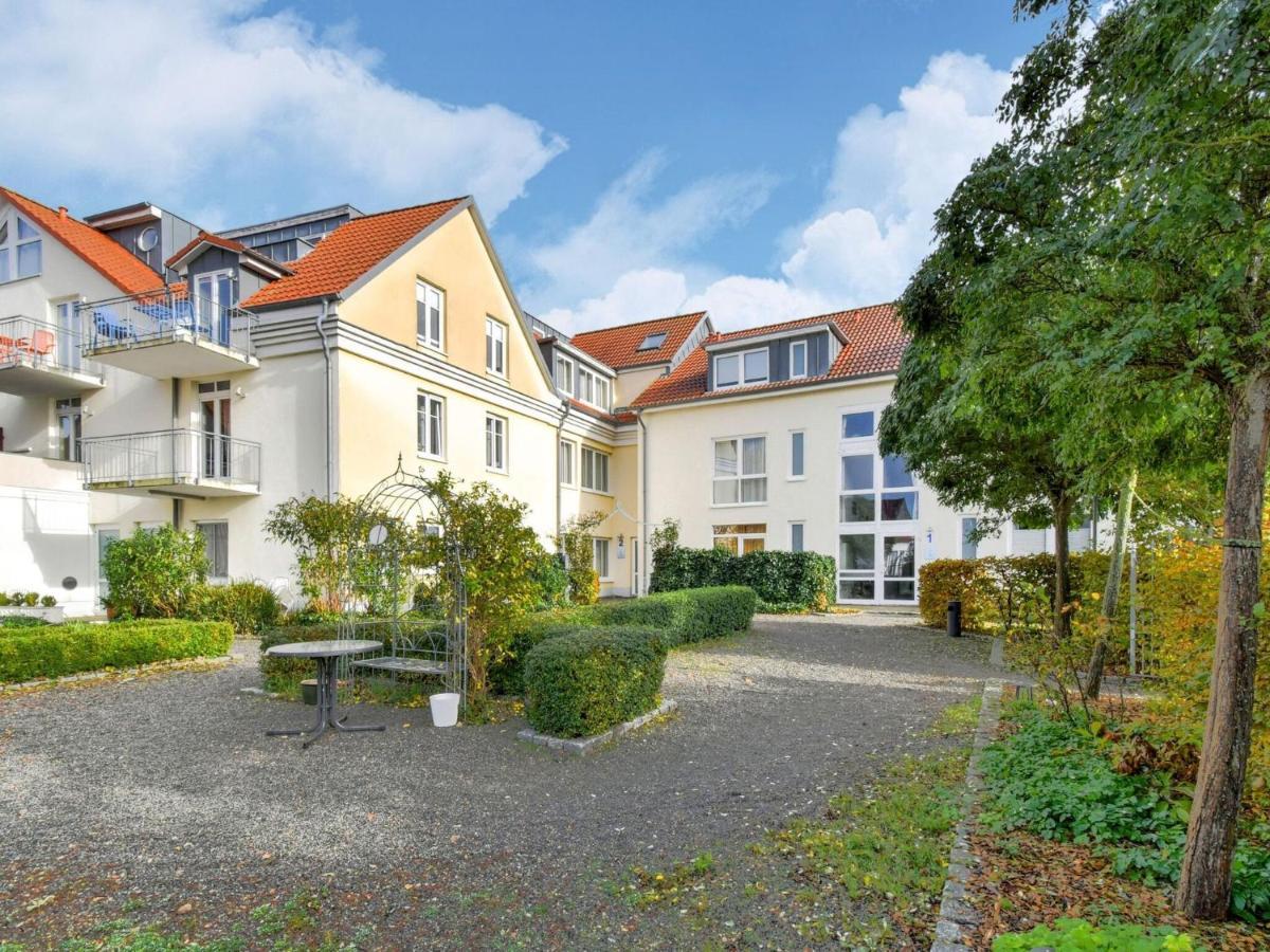 Charming Apartment With A Terrace Near The Sea Wiek auf Rügen Εξωτερικό φωτογραφία