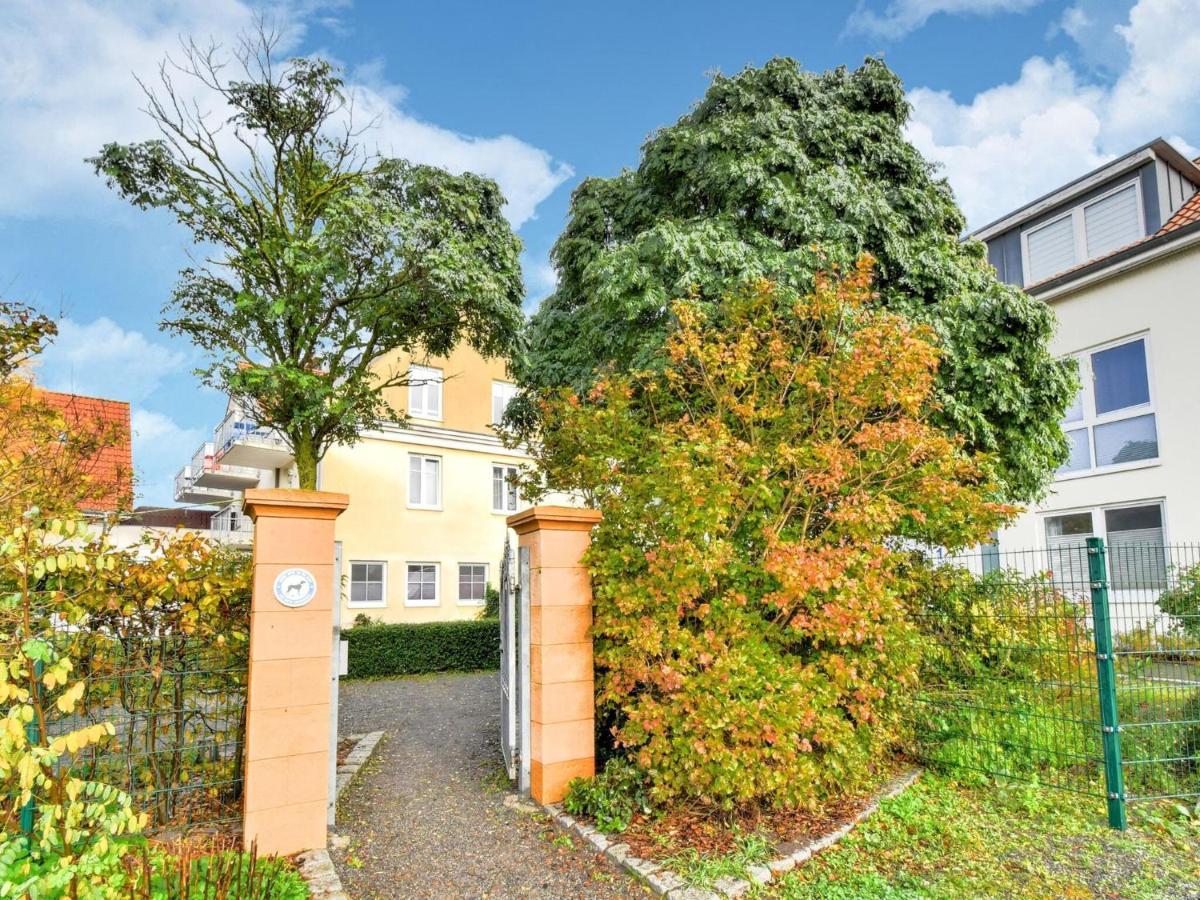 Charming Apartment With A Terrace Near The Sea Wiek auf Rügen Εξωτερικό φωτογραφία