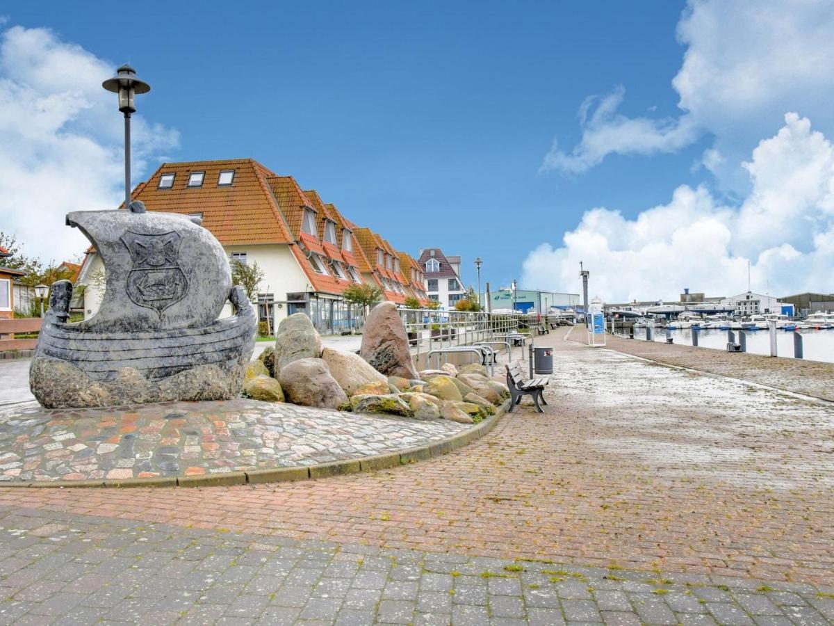 Charming Apartment With A Terrace Near The Sea Wiek auf Rügen Εξωτερικό φωτογραφία